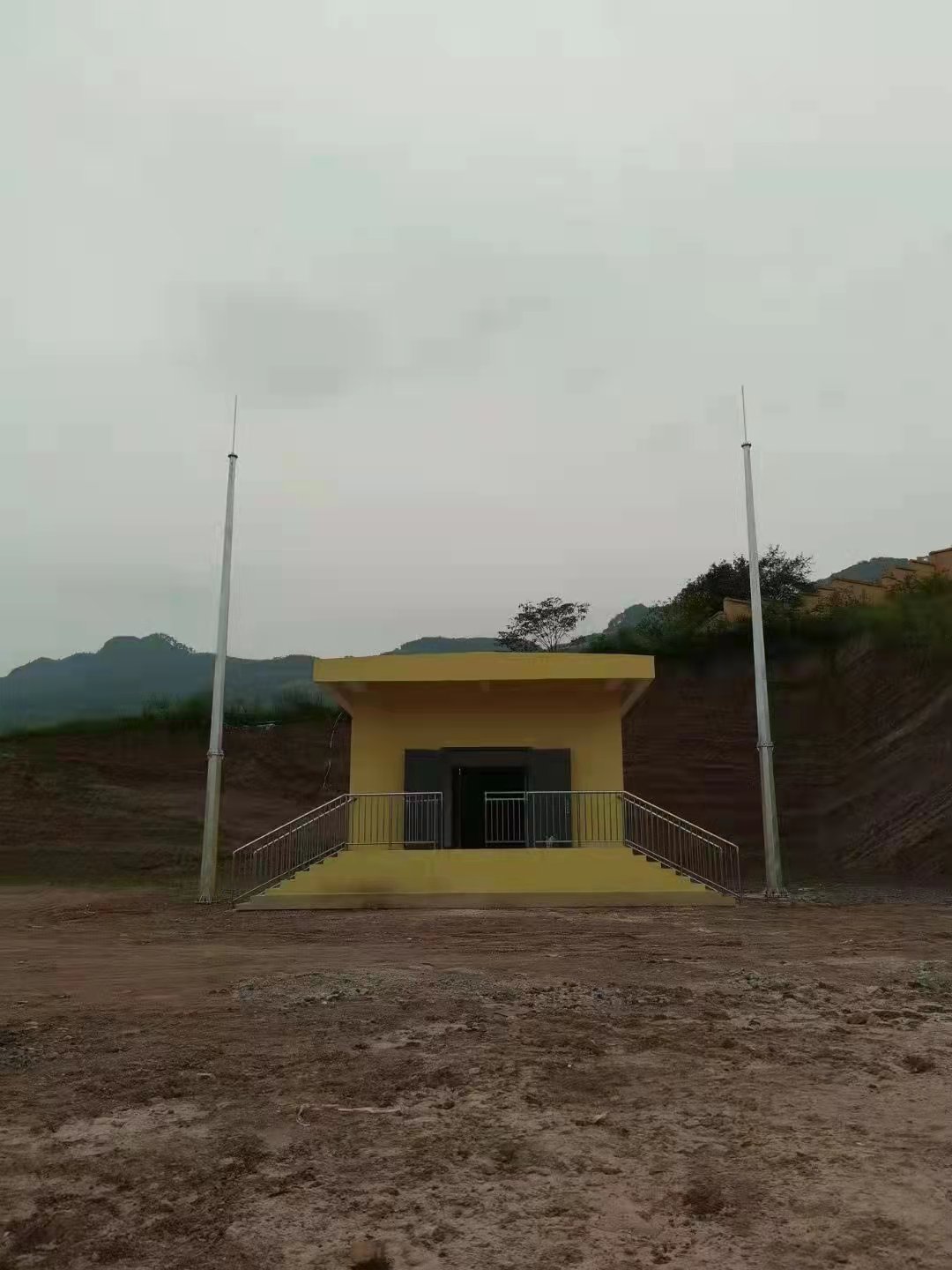 单管避雷塔